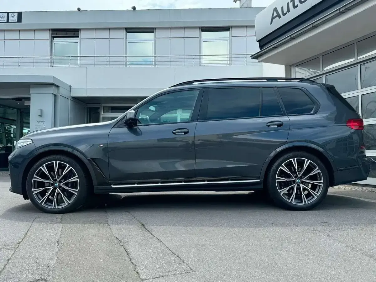 Gebraucht BMW X7 M Sport 265 PS (194 kW) 2020 Grau SUV