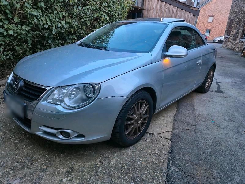 Gebraucht VW Eos 140 PS (102 kW) 2007 Silber Cabrio