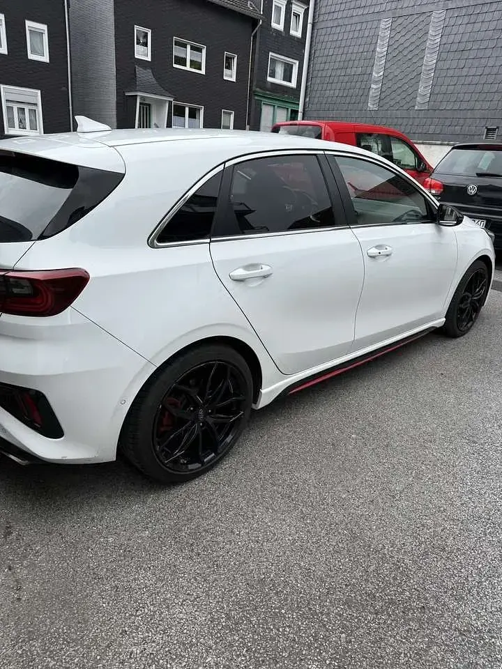Gebraucht Kia Ceed GT GT 204 PS (150 kW) 2020 Weiß Limousine