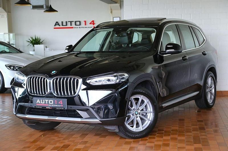 Schwarz Gebraucht 2022 BMW X3 Sport Line SUV | 32.890 € (Guter Preis) - Bild 1/4