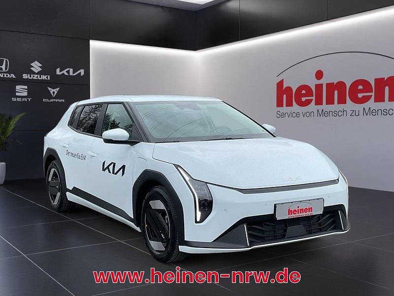 Gebraucht Kia EV4 Earth 150 kW (204 PS) 2026 Carraraweiss Limousine