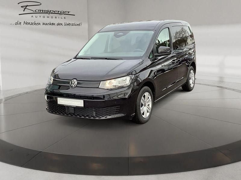 Neu VW Caddy Basis 116 PS (85 kW) 2025 Schwarz (deep black perleffekt) Van / Kleinbus