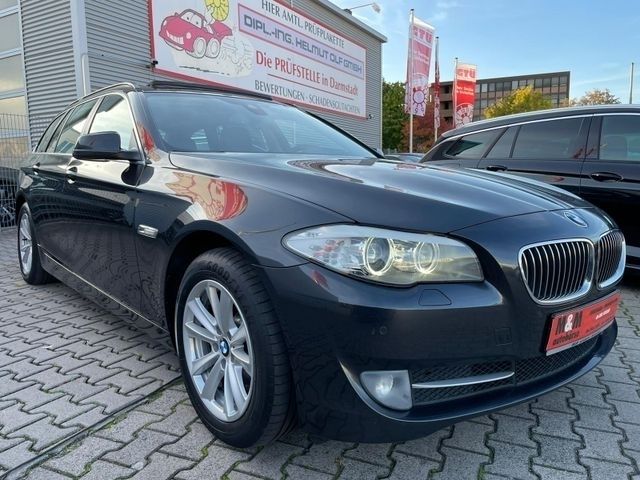 Grau Gebraucht 2012 BMW 520 Kombi | 10.900 € - Bild 1/4