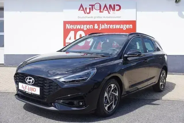 Neu Hyundai i30 150 PS (110 kW) 2026 Schwarz Kombi