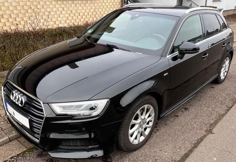 Schwarz Gebraucht 2017 Audi A3 Sportback Sport Kombi | 19.999 € (Fairer Preis) - Bild 1/4