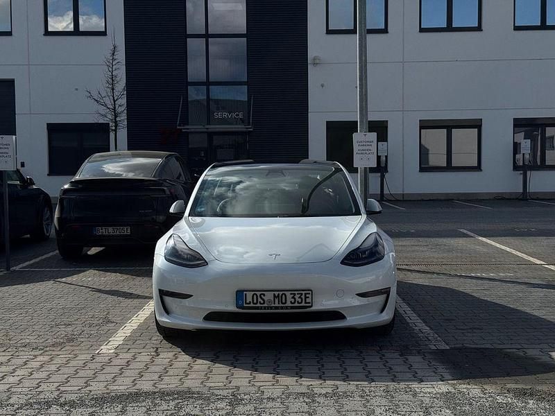 Gebraucht Tesla Model 3 350 kW (476 PS) 2021 Weiß Limousine