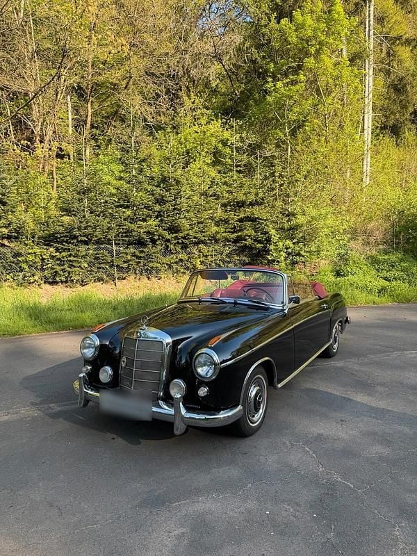 Gebraucht Mercedes 220 105 PS (77 kW) 1958 Schwarz Cabrio
