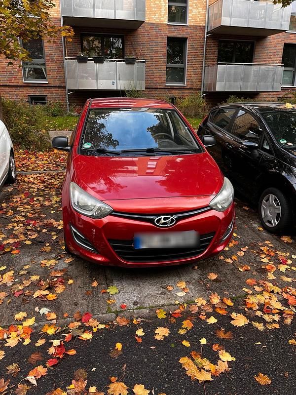 Andere farben Gebraucht 2013 Hyundai i20 Kleinwagen | 3.900 € (Guter Preis) - Bild 1/4