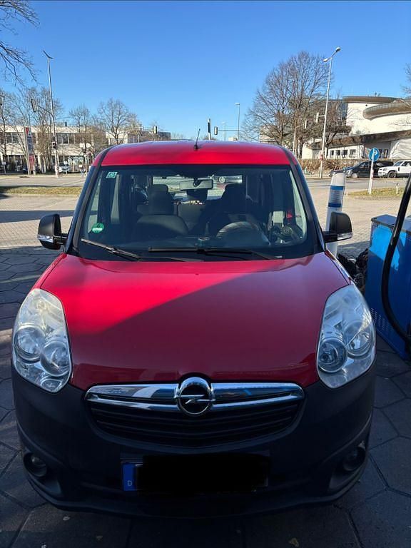 Gebraucht Opel Combo 120 PS (88 kW) 2013 Rot Van / Kleinbus