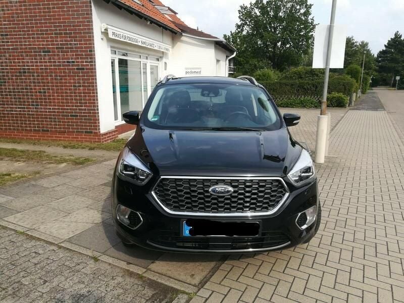 Schwarz Gebraucht 2018 Ford Kuga Vignale SUV | 24.700 € - Bild 1/4