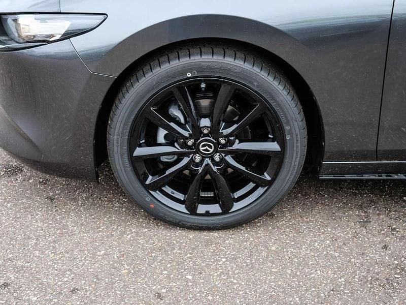 Neu Mazda 3 Nagisa 140 PS (102 kW) 2026 Machine grey Kleinwagen