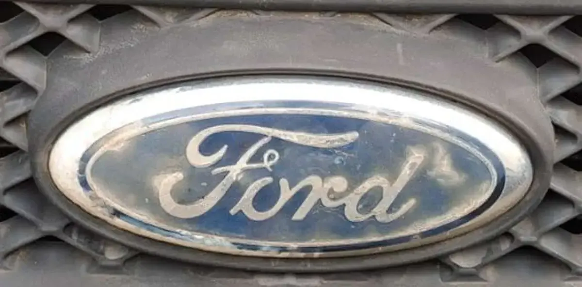 Gebraucht Ford Fiesta Ambiente 68 PS (50 kW) 2002 Spacegreymetallik Kleinwagen