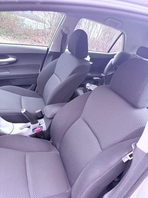 Gebraucht Toyota Auris 99 PS (72 kW) 2010 Grau Kleinwagen