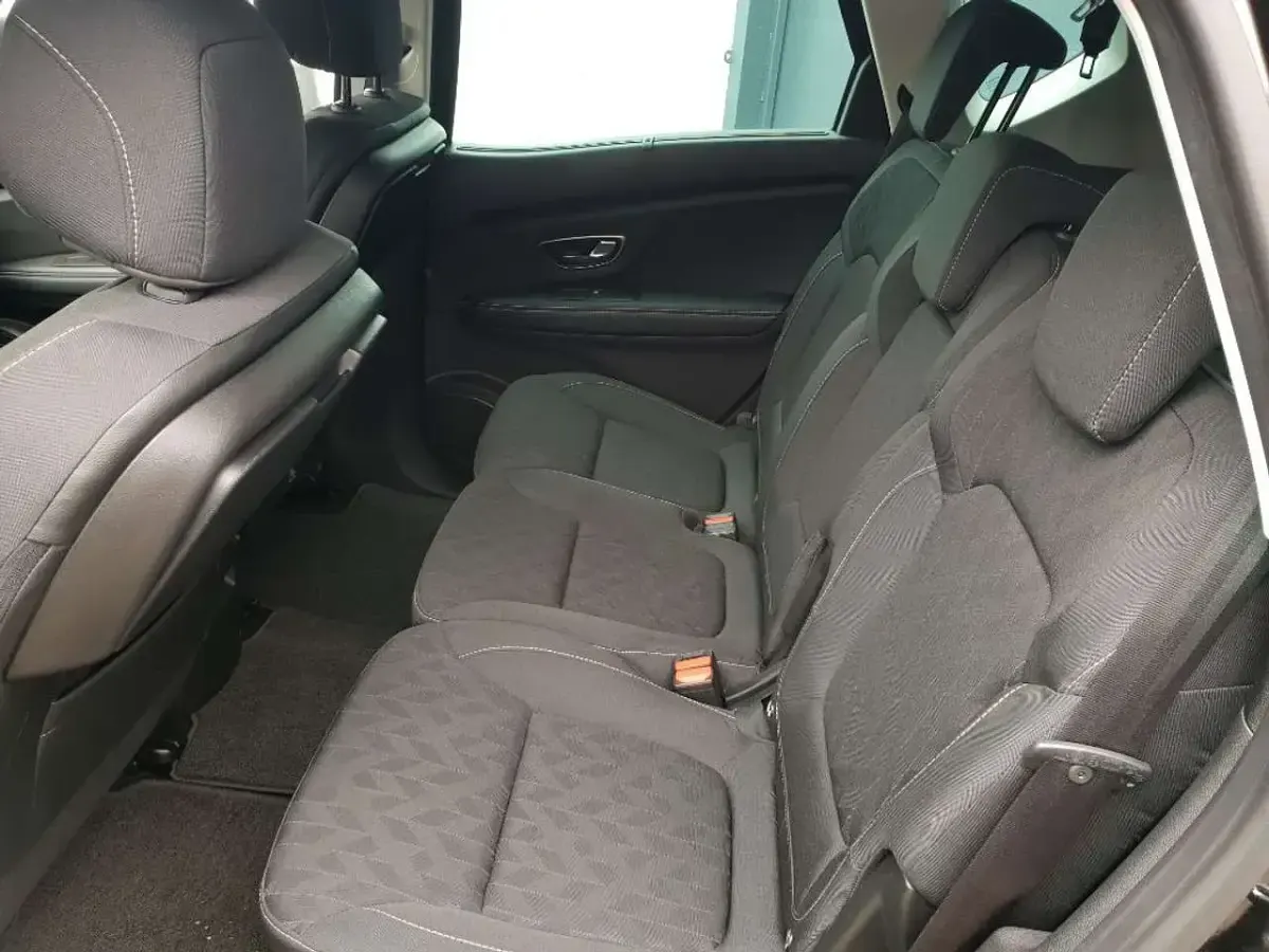 Gebraucht Renault Scénic IV LIMITED 150 PS (110 kW) 2019 Schwarz metallic Van / Kleinbus