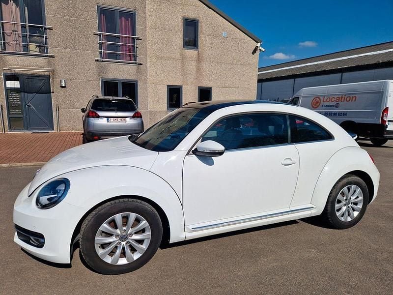 Gebraucht VW Beetle Design 160 PS (117 kW) 2014 Weiß Kleinwagen
