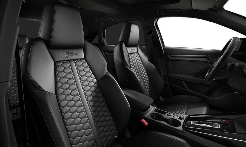 Neu Audi RS3 Sport 400 PS (294 kW) 2026 Schwarz Limousine