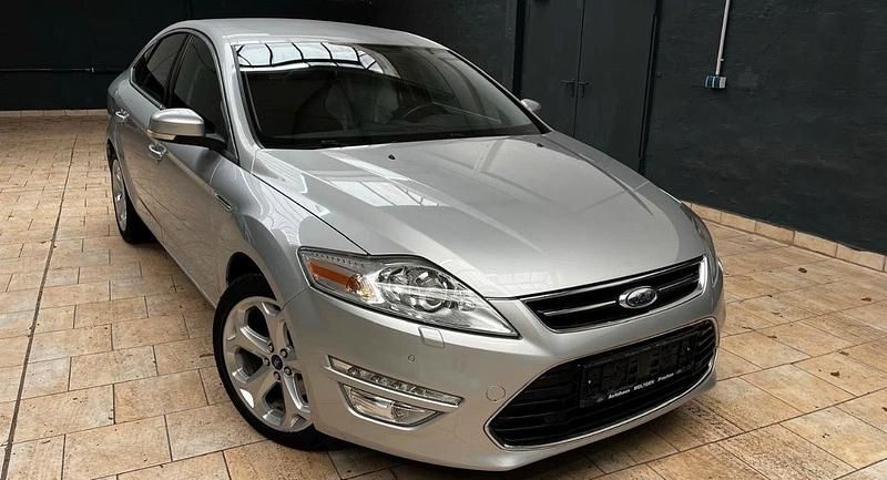 Gebraucht Ford Mondeo 160 PS (117 kW) 2011 Silber Limousine
