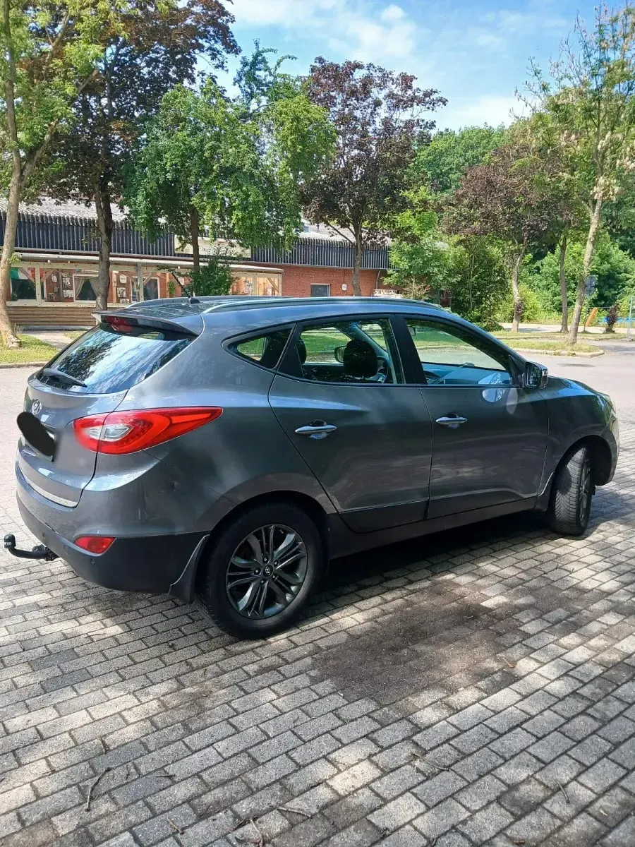 Gebraucht Hyundai ix35 135 PS (99 kW) 2014 Grau SUV