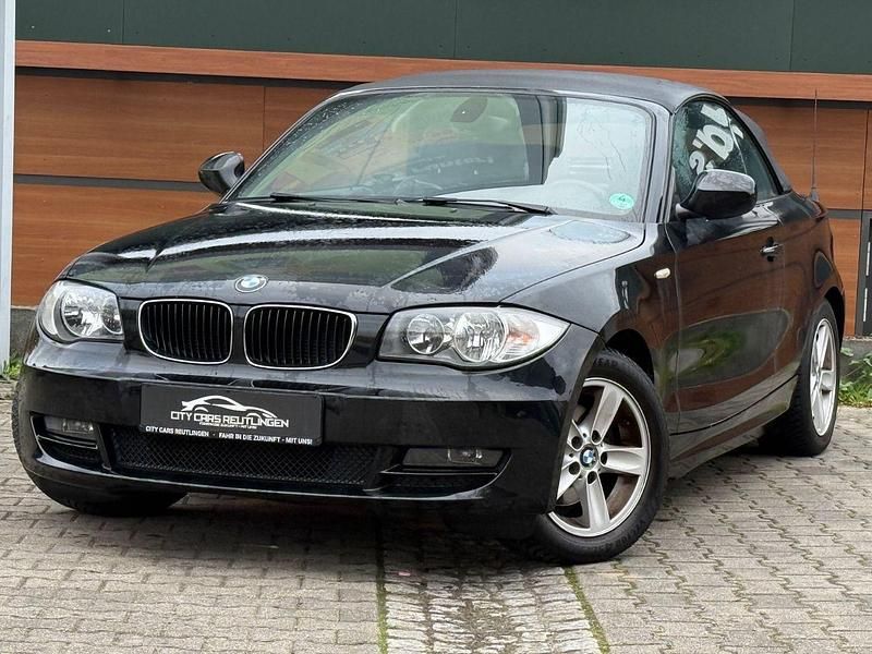 Schwarz Gebraucht 2010 BMW 118 Cabriolet Advantage Cabrio | 9.480 € (Etwas zu teuer) - Bild 1/3