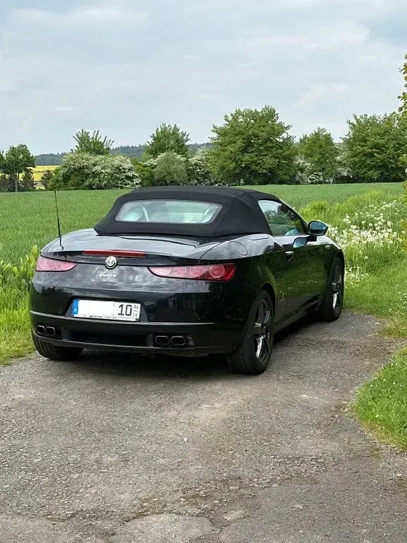 Gebraucht Alfa Romeo Spider 200 PS (147 kW) 2011 Schwarz Cabrio