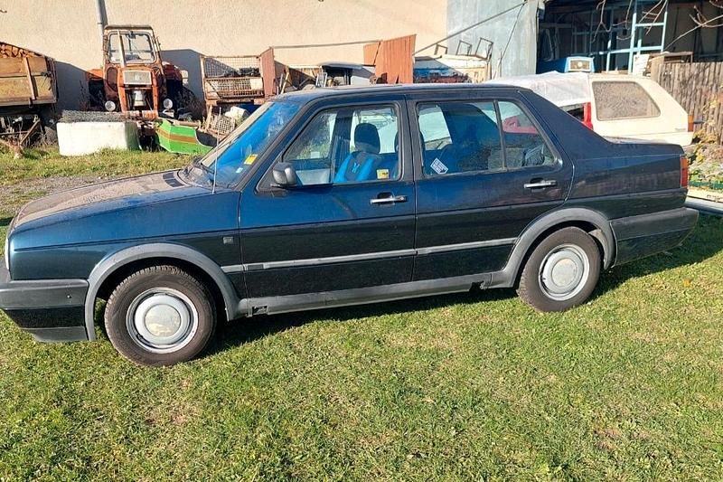 Second-hand VW Jetta 70 CP (51 kW) 1992 Albastru Berlinǎ