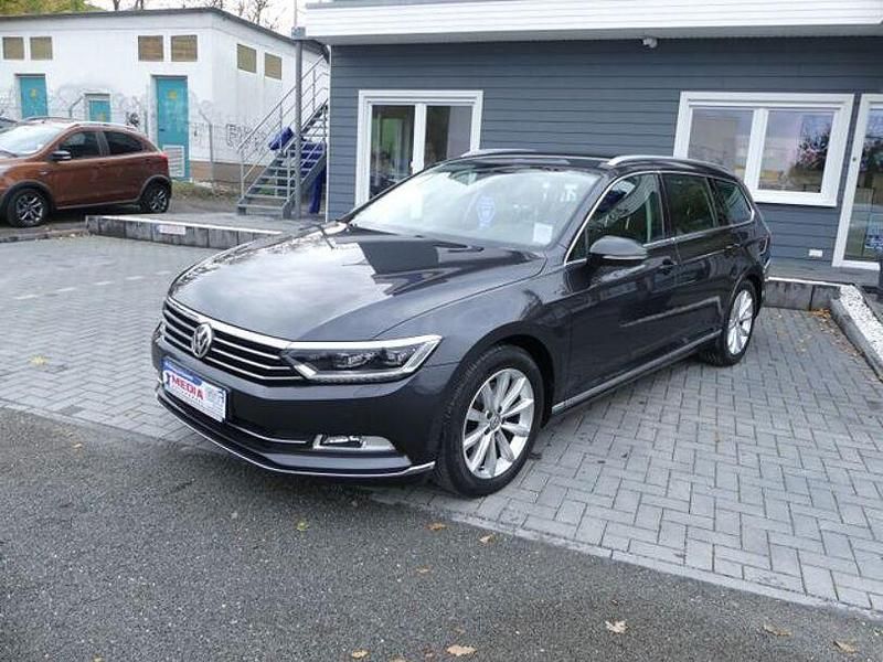 Gebraucht VW Passat Highline 180 PS (132 kW) 2017 Grau Kombi