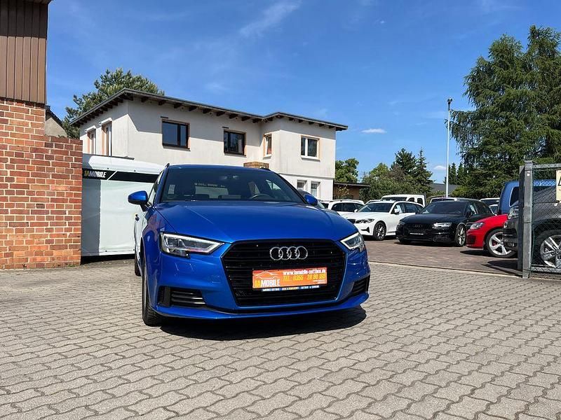 Gebraucht Audi A3 S-Line 116 PS (85 kW) 2019 Blau Limousine