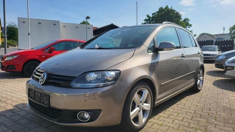 Grau Gebraucht 2012 VW Golf VII Match Limousine | 3.900 € (Superpreis) - Bild 1/4