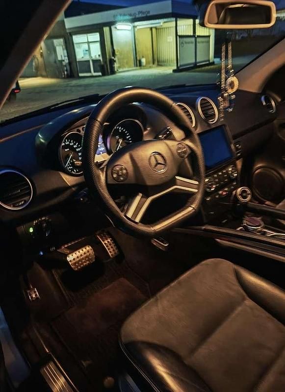 Gebraucht Mercedes ML280 190 PS (139 kW) 2008 SUV