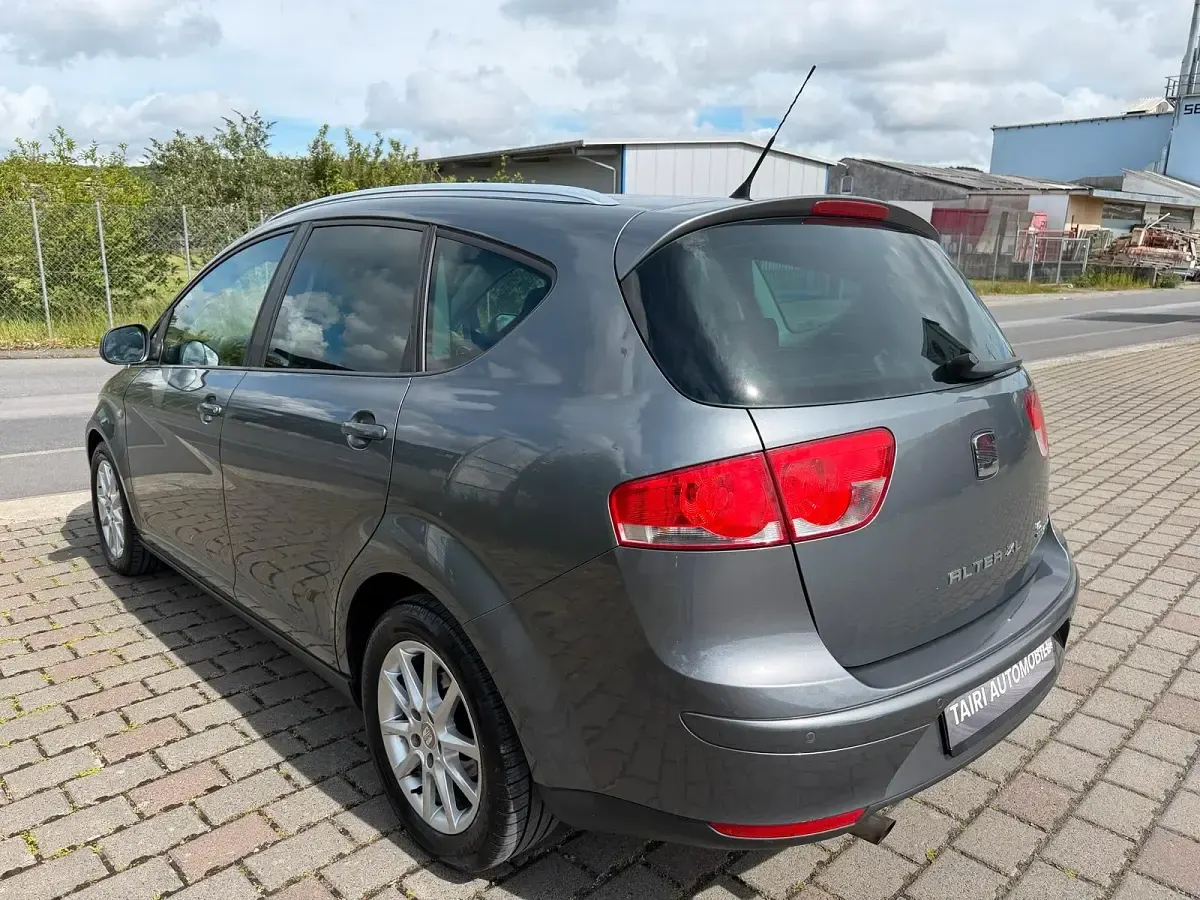 Gebraucht Seat Altea XL 105 PS (77 kW) 2012 Van / Kleinbus