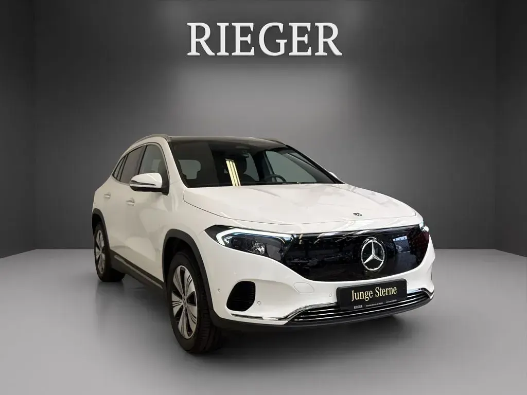 Gebraucht Mercedes EQA300 Progressive 167 kW (228 PS) 2025 Weiß SUV