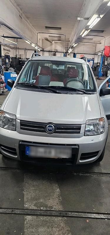Silber Gebraucht 2006 Fiat Panda 4x4 Climbing Kleinwagen | 4.200 € - Bild 1/4