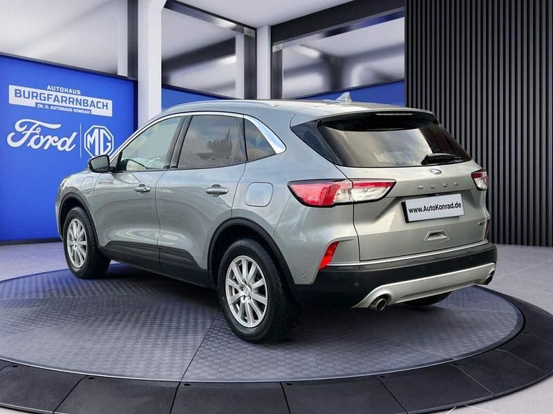 Gebraucht Ford Kuga Titanium 225 PS (165 kW) 2024 Silber SUV