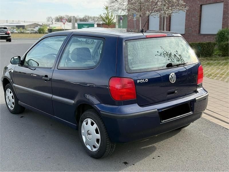 Usata VW Polo 60 CV (44 kW) 2000 Blu Berlina