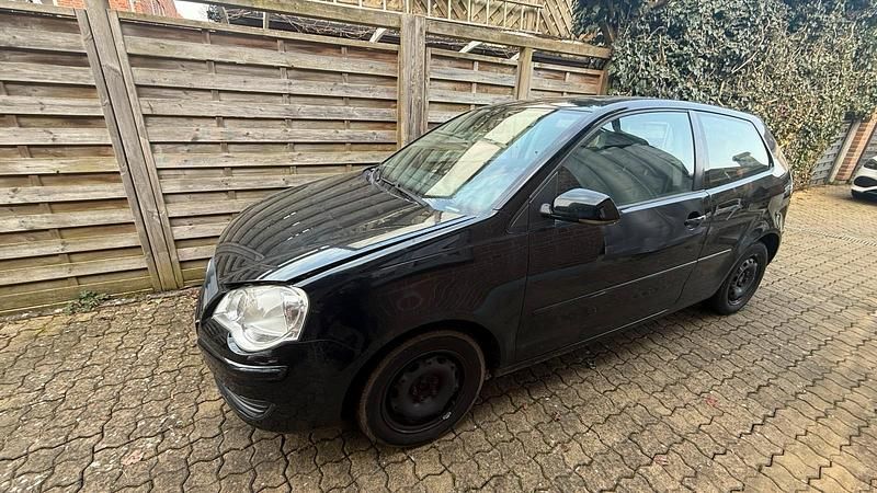 Gebraucht VW Polo 64 PS (47 kW) 2006 Schwarz Kleinwagen