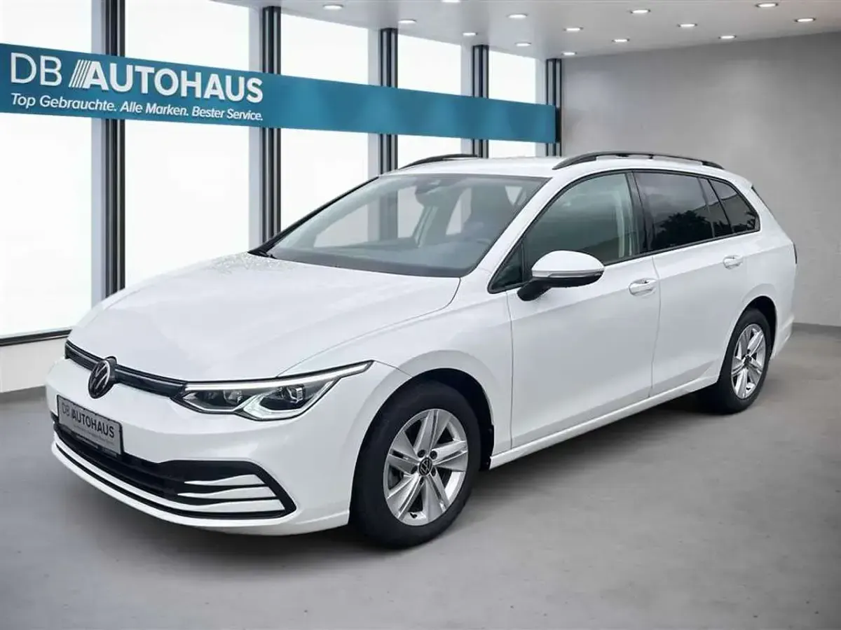 Gebraucht VW Golf VIII Life 150 PS (110 kW) 2024 Kombi