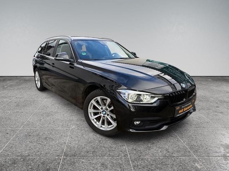 Gebraucht BMW 320 Advantage 190 PS (139 kW) 2019 Schwarz Kombi