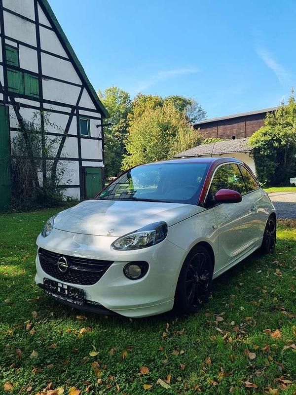 Weiß Gebraucht 2017 Opel Adam Unlimited Kleinwagen | 9.600 € (Fairer Preis) - Bild 1/4