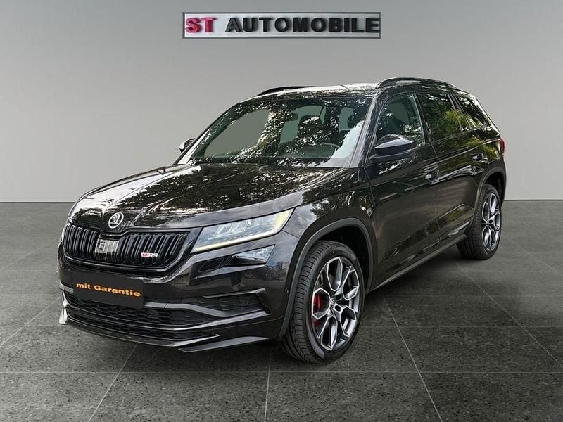 Cerna magic/black magic Gebraucht 2020 Skoda Kodiaq RS SUV | 22.490 € (Fairer Preis) - Bild 1/4
