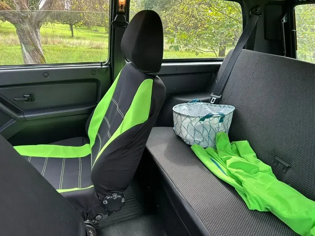 Gebraucht Lada niva 83 PS (61 kW) 2010 Grün SUV