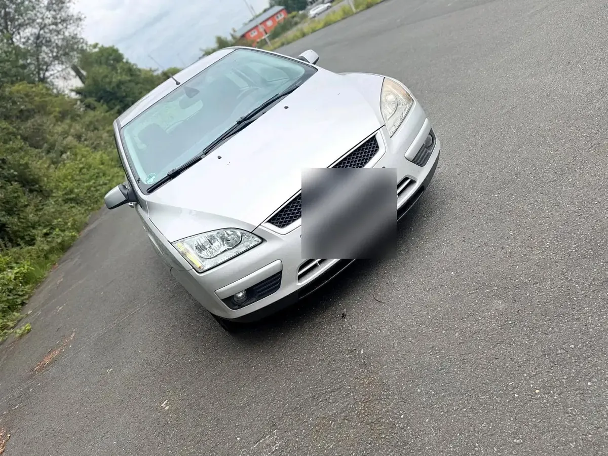 Gebraucht Ford Focus 125 PS (91 kW) 2007 Silber Kombi