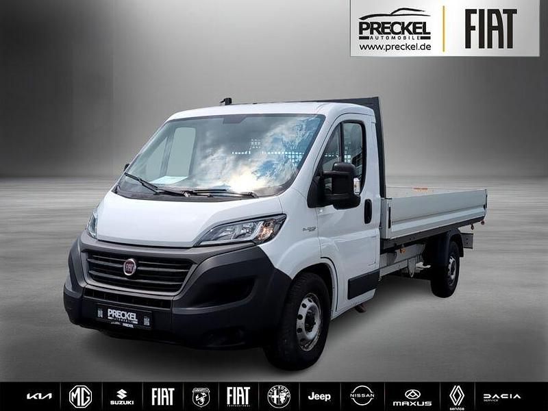 Weiss Gebraucht 2021 Fiat Ducato Van | 20.587 € (Guter Preis) - Bild 1/4