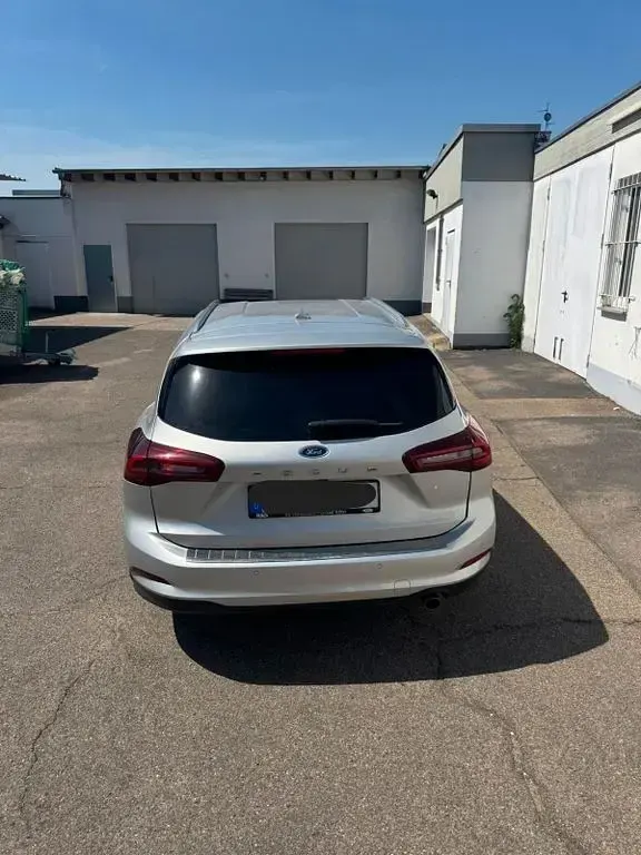 Gebraucht Ford Focus 155 PS (114 kW) 2024 Silber Limousine
