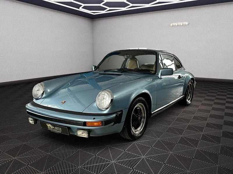 Blau Gebraucht 1982 Porsche 911 Coupé | 61.550 € - Bild 1/4