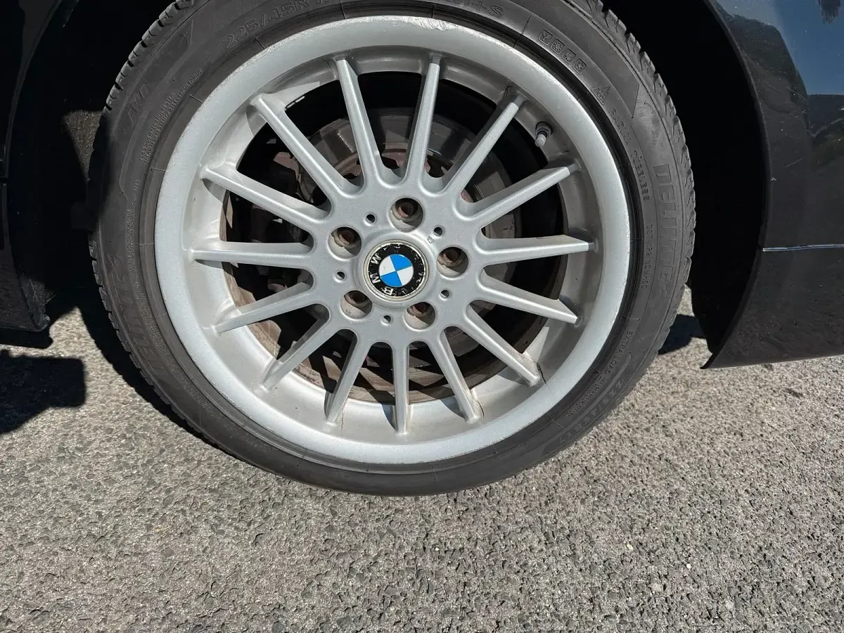 Gebraucht BMW 318 129 PS (94 kW) 2006 Schwarz Kombi