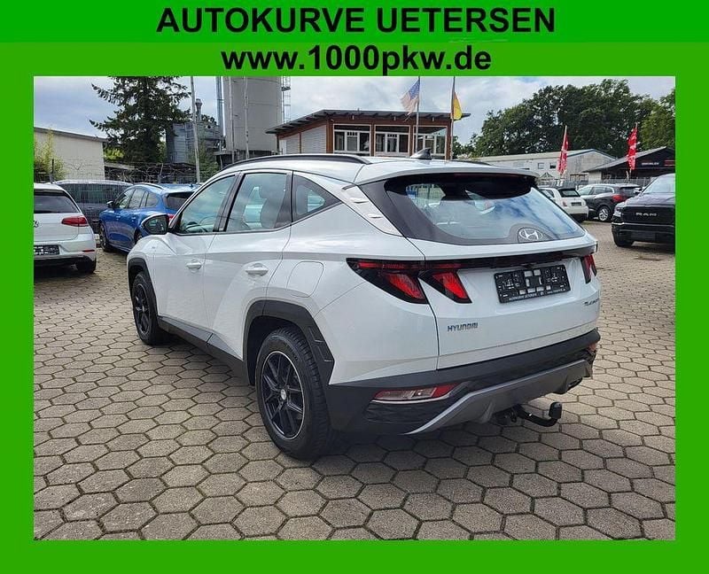Gebraucht Hyundai Tucson 136 PS (100 kW) 2021 Weiß SUV