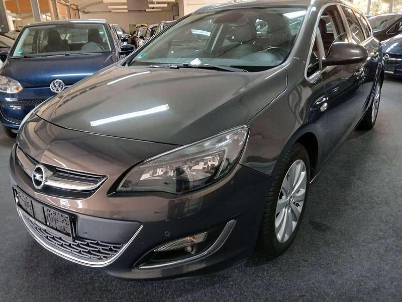 Gebraucht Opel Astra Exklusiv 140 PS (102 kW) 2016 Grau Kombi