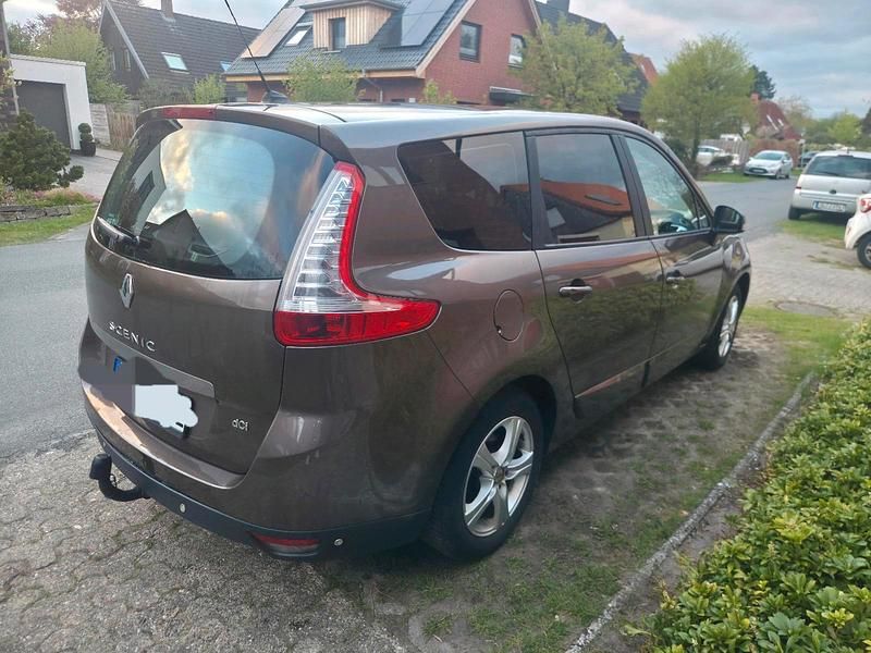 Second-hand Renault Mégane 131 CP (96 kW) 2011 Maro Monovolum