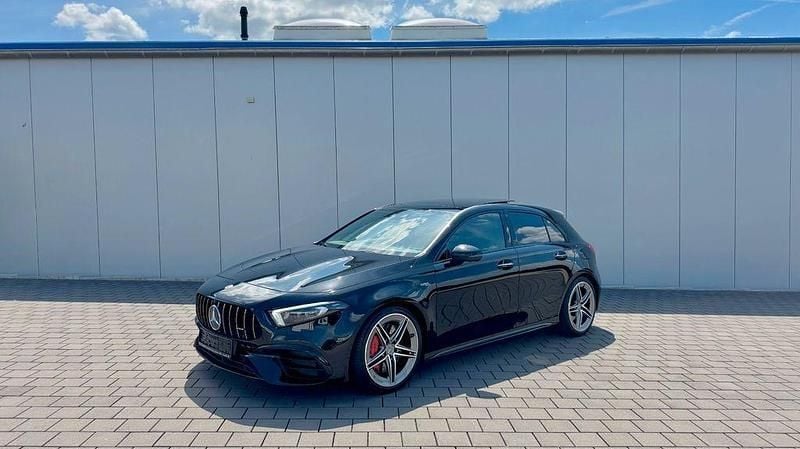Schwarz Gebraucht 2021 Mercedes A45 AMG AMG Limousine | 39.500 € (Fairer Preis) - Bild 1/4