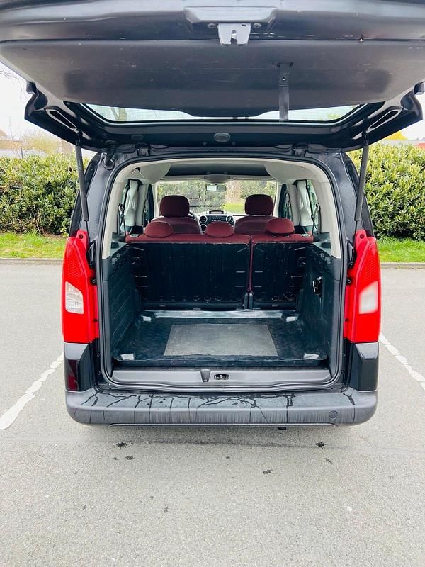 Gebraucht Citroën Berlingo 66 PS (48 kW) 2008 Schwarz Van / Kleinbus